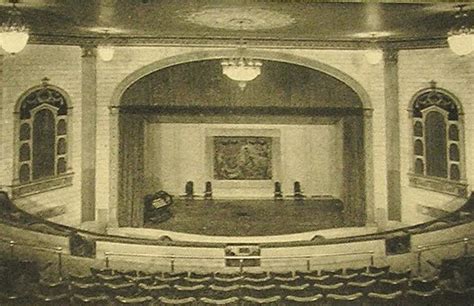 Inside The Town Hall A Times Square Theater Founded By Suffragists