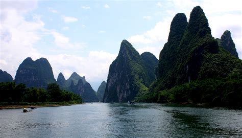 Yangshuo, a county town 65 km south of guilin city, is characterized by breathtaking landscape scenery, a holiday atmosphere, and rustic. Adventure Travels: Yangshuo Culture House - (Yangshuo)