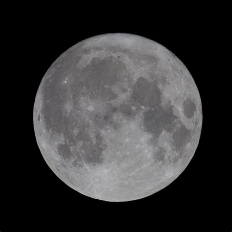 It Is Super Full Moon Tonight Nasa Says 今日はスーパーフルムーンなん Flickr
