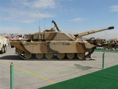 Challenger 1 British Main Battle Tank Military Weapon System Picture