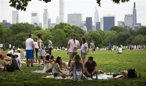 Do people lay out in Central Park?