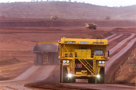Rio Tinto Using Self Driving Trucks To Transport Ore Business Insider