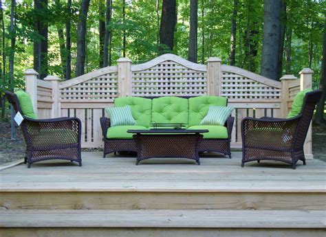 Pin By Elyria Fence On Creative Ideas With Lattice Lattice Patio Wooden Patios Privacy
