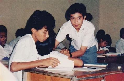 Foto Suasana Kelas Tahun 1986 Siswa Sma Ganteng Ini Jadi Sorotan Netizen