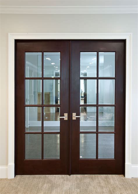 Interior Door Custom Double Solid Wood With Dark Mahogany Finish Classic Model Gdi 916