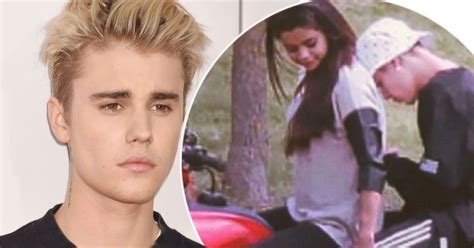 Justin Bieber Sends Fans Into A Frenzy With Selena Gomez Throwback Snap Mirror Online