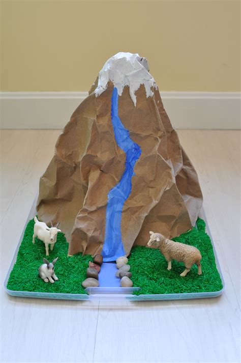 3 Ways To Make Mountains For Your Diorama