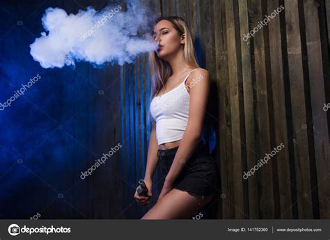 Mind Blowing Collection Of Full 4k Girls Smoking Images 999 Best Picks