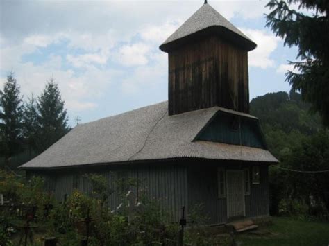 De ce sa nu tai nimic cu cutitul. Biserica de lemn Sfantul Ioan Botezatorul din Coza
