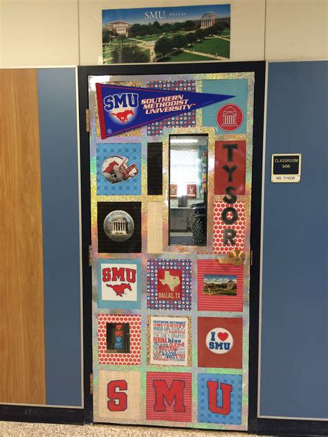 College dorm room decor ideas themed dorm rooms. No excuses university! SMU :) | Door decorations college ...