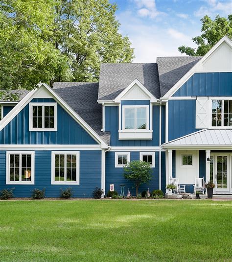 25 Inspiring Exterior House Paint Color Ideas Modern Farmhouse