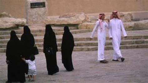 Saudi Arabia Religious Police Chief Announces New Curbs Bbc News