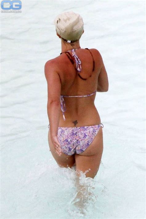 Britney Belle Nackt Oben Ohne Bilder Playboy Fotos Sex Szene My XXX