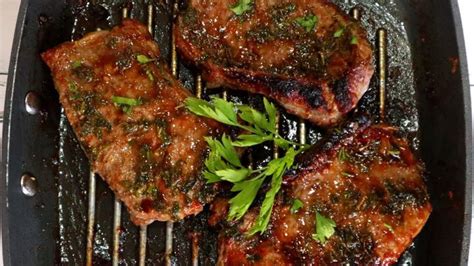 How to cook a 3lb boneless turkey breast. Perfect Porterhouse steak (off the bone ) - YouTube in 2020 | Chakalaka recipe, Steak, Hake recipes