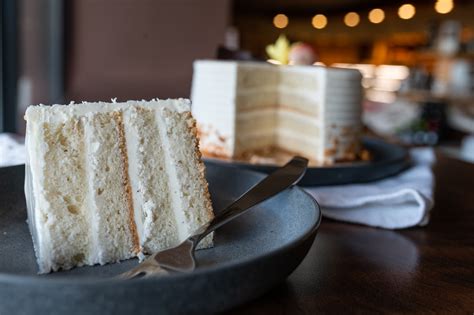 Vanilla Cake Bon Ton Bakery