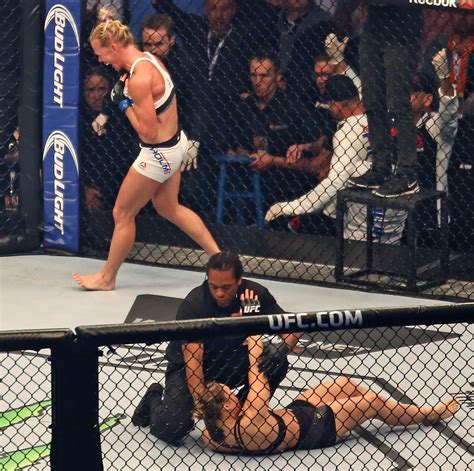 Holly Holm Knocks Out Ronda Rousey Photos Holly Holms Kick Heard