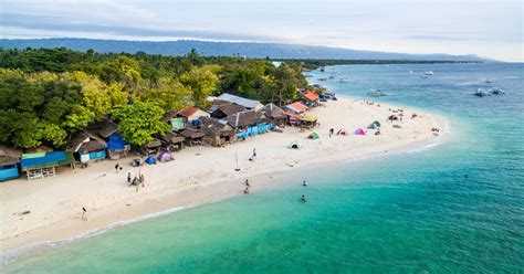 Moalboal Cebu Travel Guide Swim With Millions Of Sardine