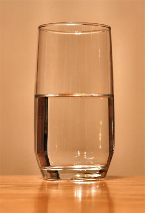 File Glass Of Water  Wikipedia
