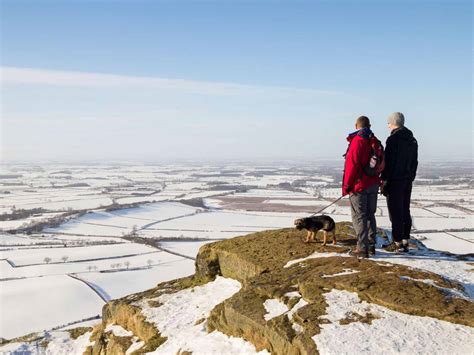 Winter Walking Holidays From Uk Christmas Strolls To Wildlife Hikes In