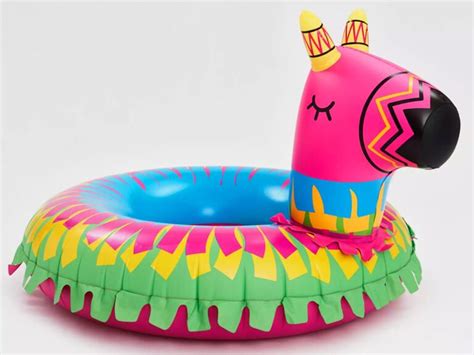 37 bachelorette party pool floats that are insta worthy