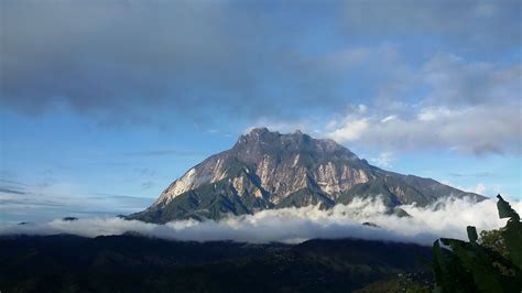 10 Gunung Tertinggi di Malaysia yang Merona | Basecamp ...