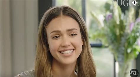 Here S How You Can Get Jessica Alba’s No Makeup Makeup Look Starcentral Magazine