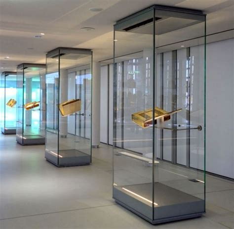 Museum Display Cases With Door Opening Free Standing Island Cases