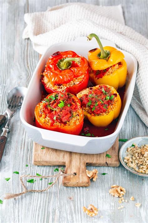 Gefüllte Paprika mit Couscous orientalisch