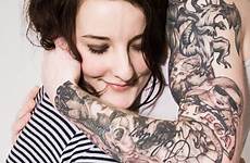 couple tattoo photography hugs tattoos