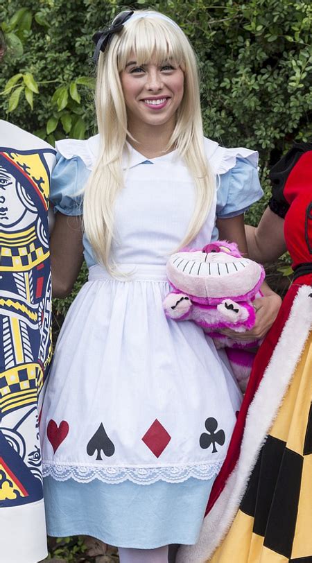 Creepy And Dark Alice In Wonderland Costume