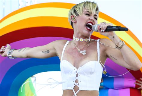 Miley Cyrus Mocks Sinead Oconnor Who Fires Back In New Letter