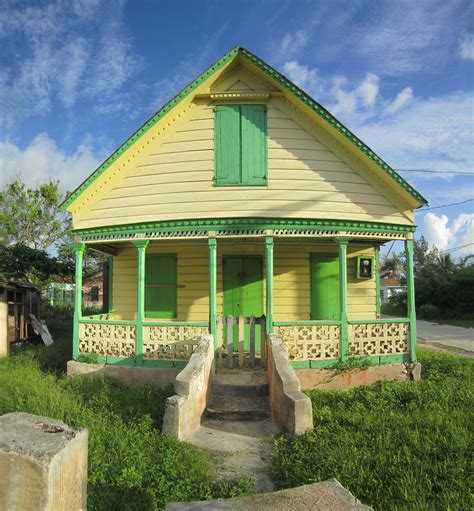Yellow House Green Trim Is This A Traditional Bahamian Cla Flickr