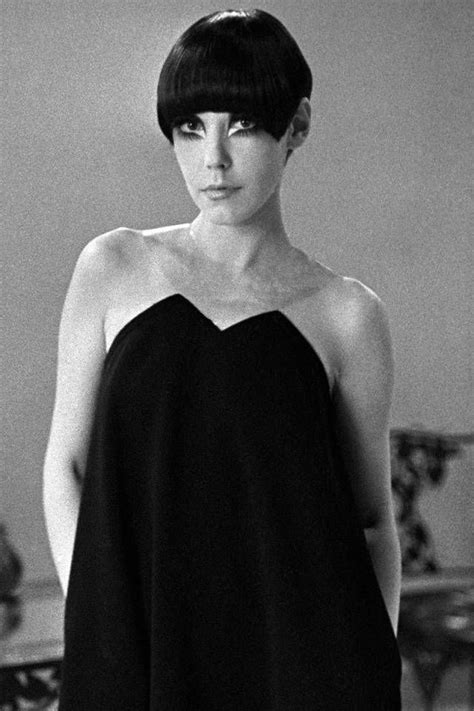 So wird die frisur länger halten. Pin on BLK&WTE