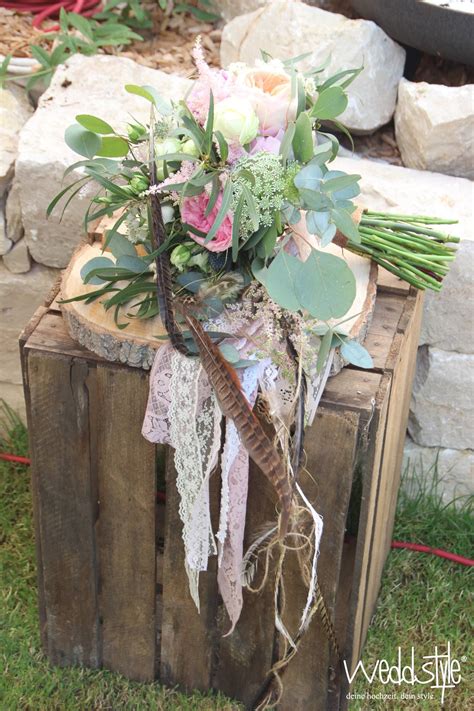In unserem gemütlichen laden in berlin charlottenburg findet jede frau das passende brautkleid. Brautstrauss für unsere Boho-Style (Bohemian) Hochzeit ...