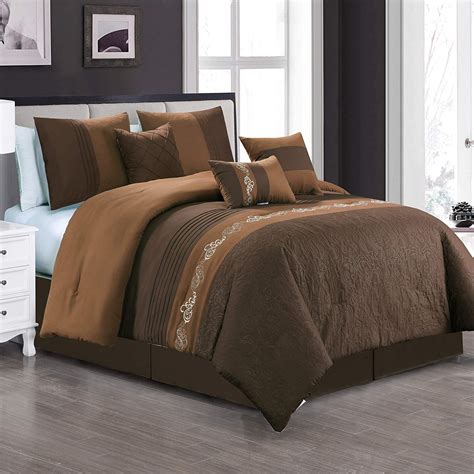 Shop for bedding sets with bed sheets, comforters & covers from top brands spaces, bombay dyeing, raymond home, etc. HGMart Bedding Comforter Set Bed In A Bag - 7 Piece Luxury ...