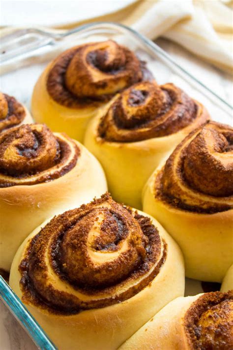 .powdered sugar recipes on yummly | delicious homemade cream cheese cinnamon roll icing, the perfect cinnamon roll icing, cinnamon roll cinnamon rolls, icing, butter, cinnamon, pie shell, eggs, vanilla extract and 2 more. Cinnamon Rolls With Cream Cheese Icing Without Powdered ...
