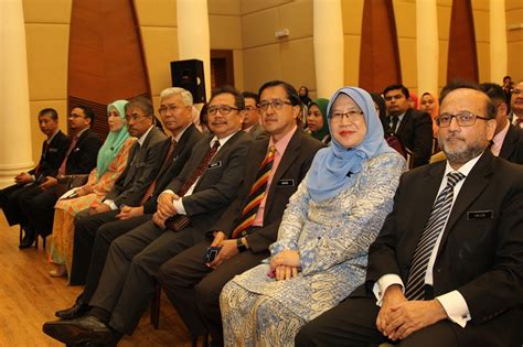 Dalam pada itu, mulai 16 januari 2010, biro bantuan guaman dikenali sebagai jabatan bantuan guaman (jbg). Portal Rasmi Jabatan Bantuan Guaman Malaysia - Majlis ...