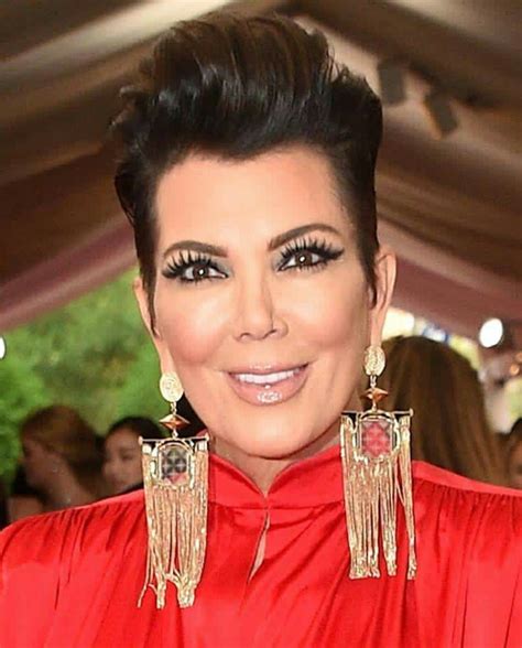 Pin By Altagracia Acosta On Kris Jenner Kardashian Kris Jenner Drop Earrings Kardashian