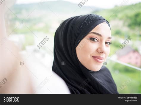 beautiful arabian girl image and photo free trial bigstock
