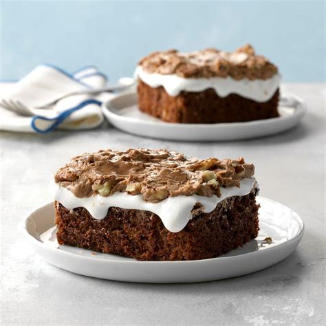 Next comes a fudgy chocolate cake that is smothered with a layer of chocolate mousse. Mississippi Mud Cake Recipe | Taste of Home