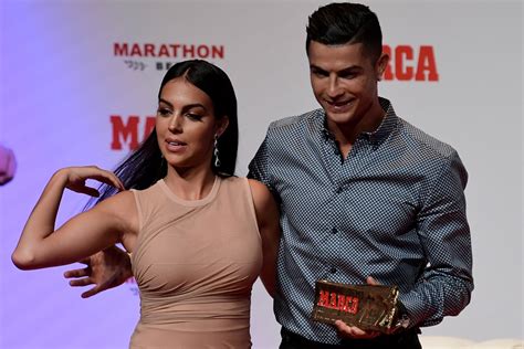 Georgina Rodriguez Sur Sa Vie Avec Ronaldo 3 Anecdotes à Retenir Du