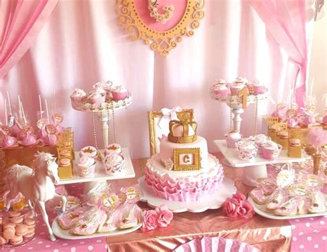 A lot of love when into this first. 35 Cute 1st Birthday Party Ideas For Girls | Table ...