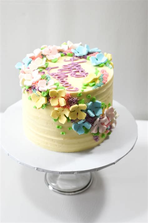 floral cakes and drip cakes — frost me sweet