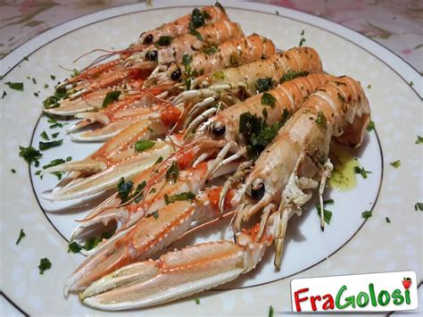 Un pesce povero dal sapore molto ricco. Scampi alla Griglia - Ricetta Scampi alla Griglia di FraGolosi