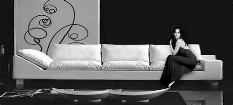 Divani 100% made in italy arredano la tua casa. Divani moderni Penelope