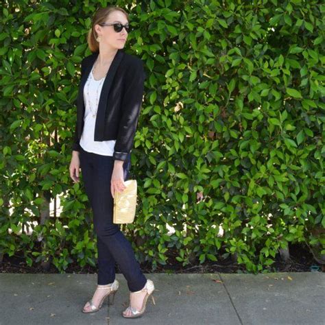 How To Wear A Tuxedo Jacket Dress Up Jeans Tuxedo Jacket Outfit