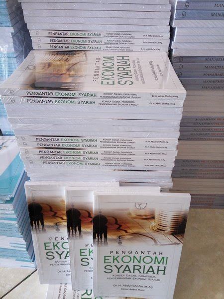 Jual Buku Pengantar Ekonomi Syariah Di Lapak REbook86 Bukalapak