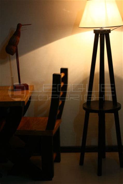In other cases, you can check the ceiling lights or hanging lights in your living room with or without a pendant light. Adding lighting to a room without wiring
