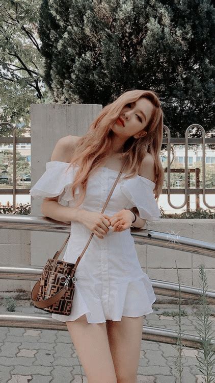 Check spelling or type a new query. Rose blackpink | Tumblr