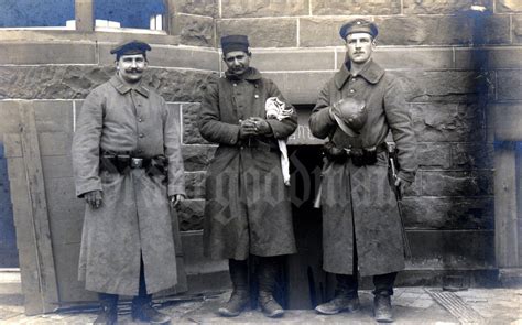 Discover antwerp, bruges, brussels and ghent, and our famous chocolate, beer, flanders fields and rich cycling history. A pair of sailors from Marinekorps Flandern with a docile ...